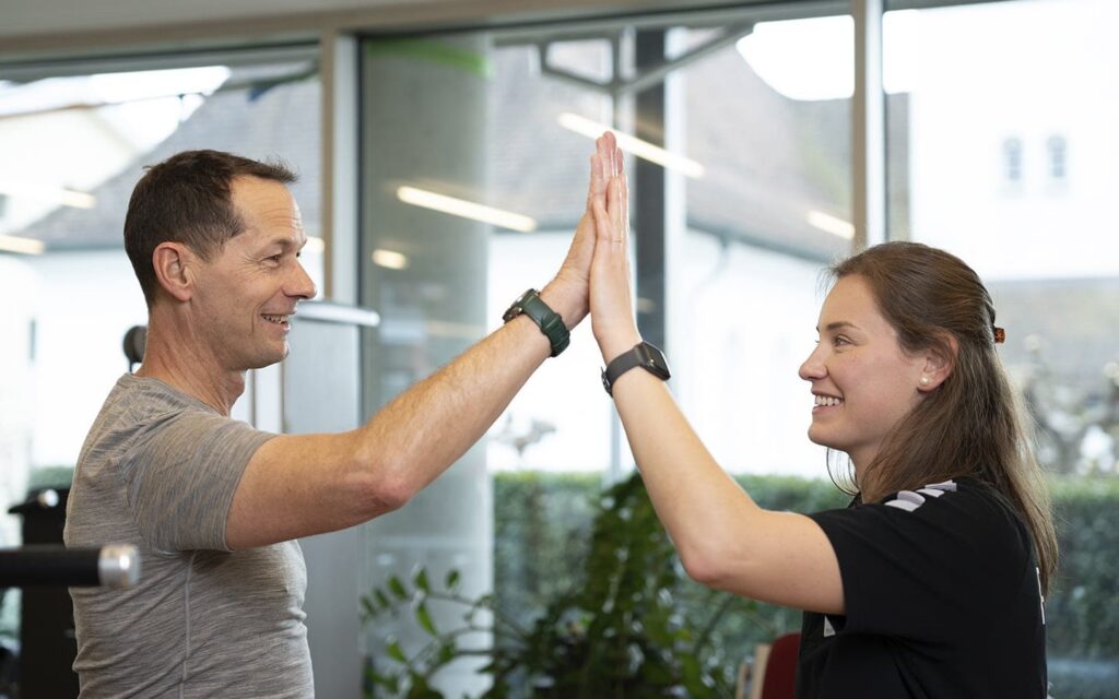 Motivierende Trainingssituation in der Physiotherapie in Hochdorf