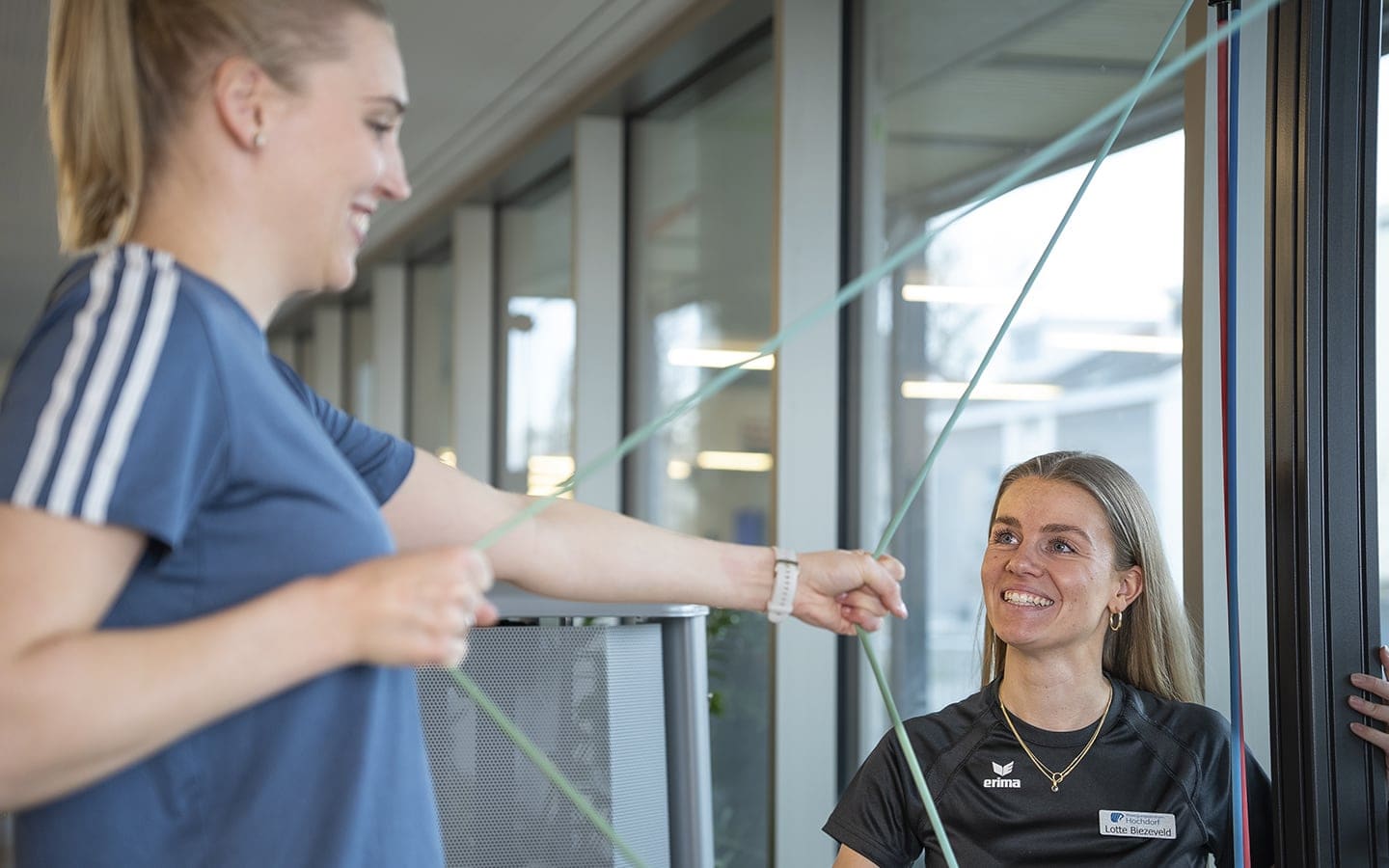 Koordinationstraining am Sensopro unter physiotherapeutischer Anleitung in Hochdorf